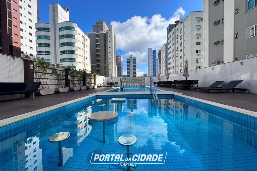 Apartamento &agrave; venda - 137m&sup2; - Centro
