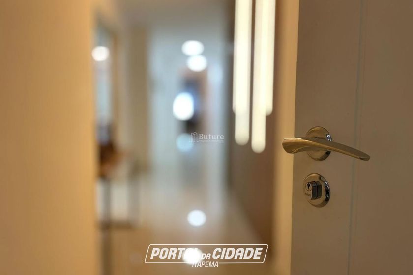 Apartamento &agrave; venda - 225m&sup2; - Meia Praia
