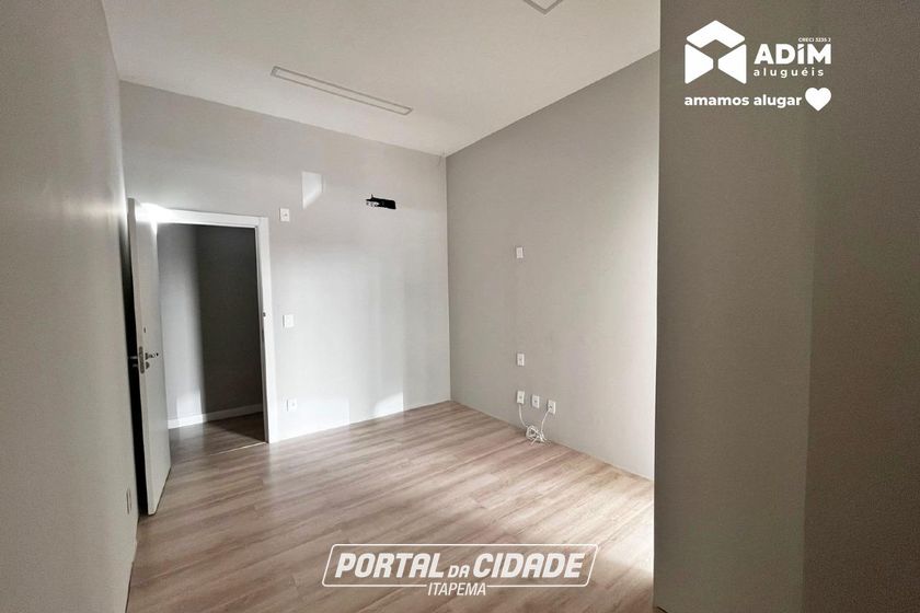 Sala Comercial para alugar - 258m&sup2; - Pioneiros