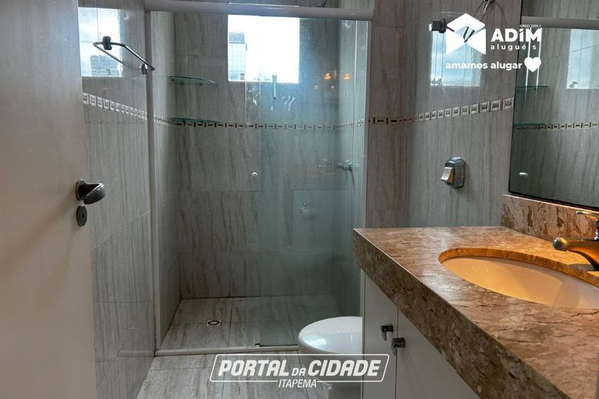 Apartamento para alugar - 140m&sup2; - Meia Praia