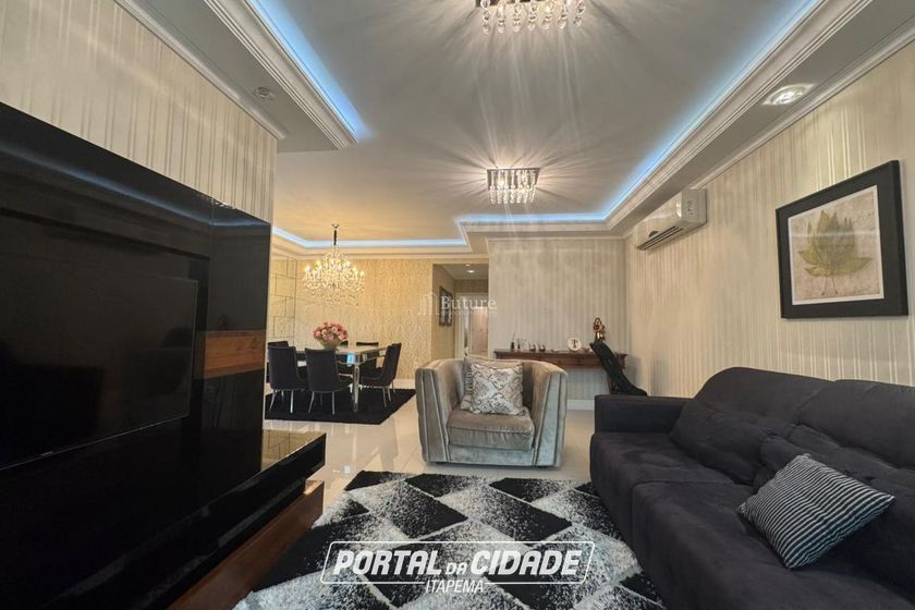 Apartamento &agrave; venda - 171m&sup2; - Meia Praia