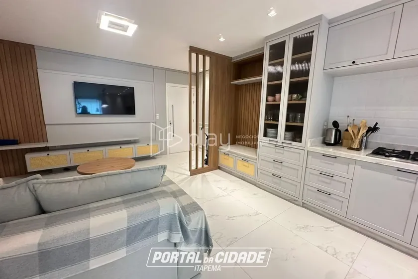 Apartamento &agrave; venda - 202m&sup2; - Meia Praia