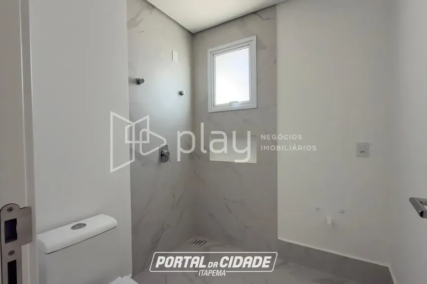 Apartamento &agrave; venda - 143m&sup2; - Canto da Praia