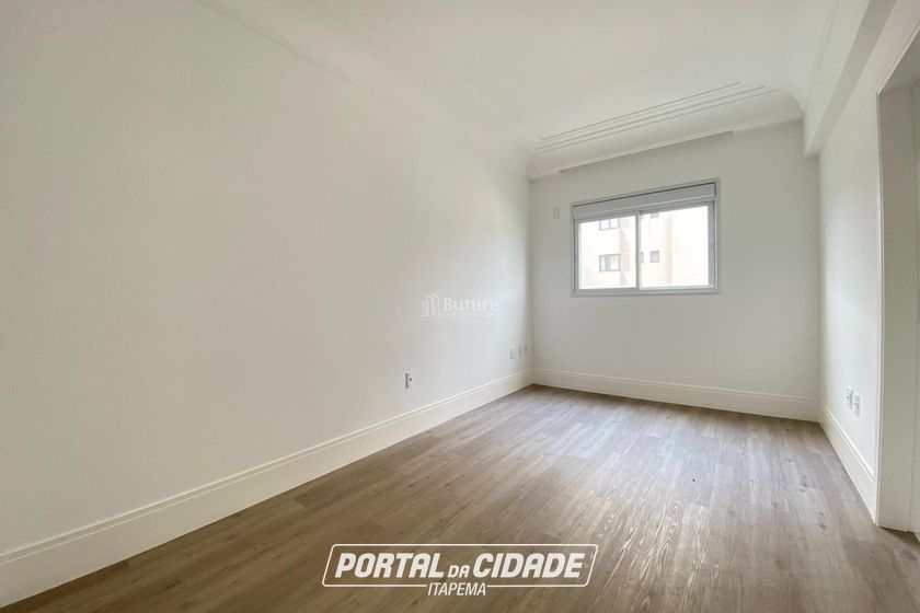 Apartamento &agrave; venda - 200m&sup2; - Centro