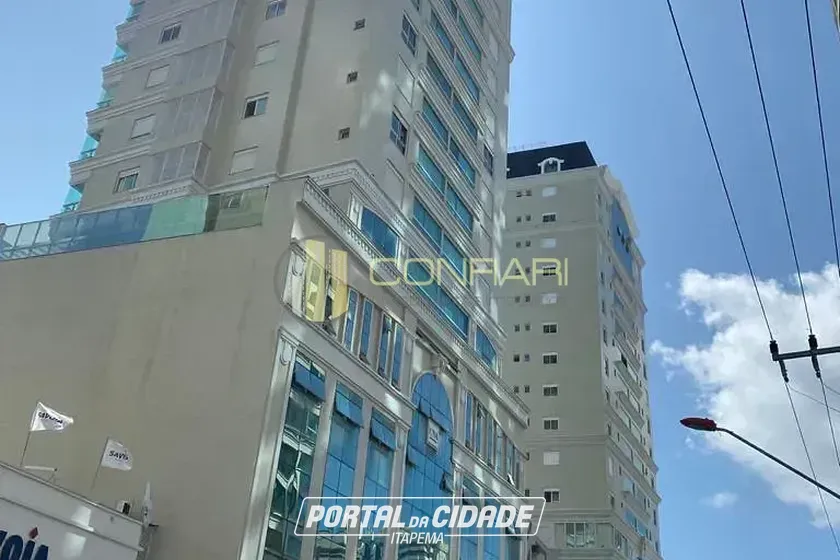 Apartamento &agrave; venda - 185m&sup2; - MEIA Praia