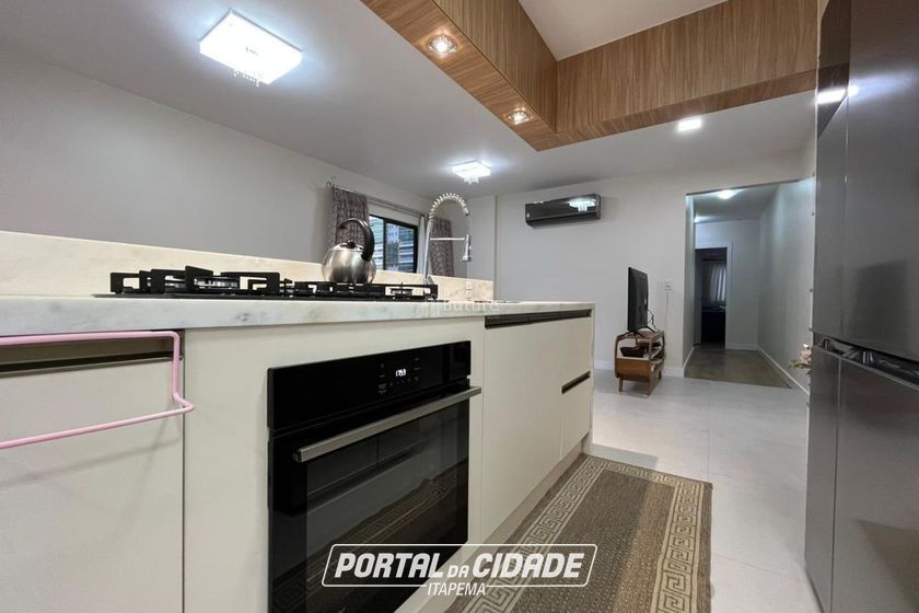 Apartamento &agrave; venda - 109m&sup2; - Meia Praia