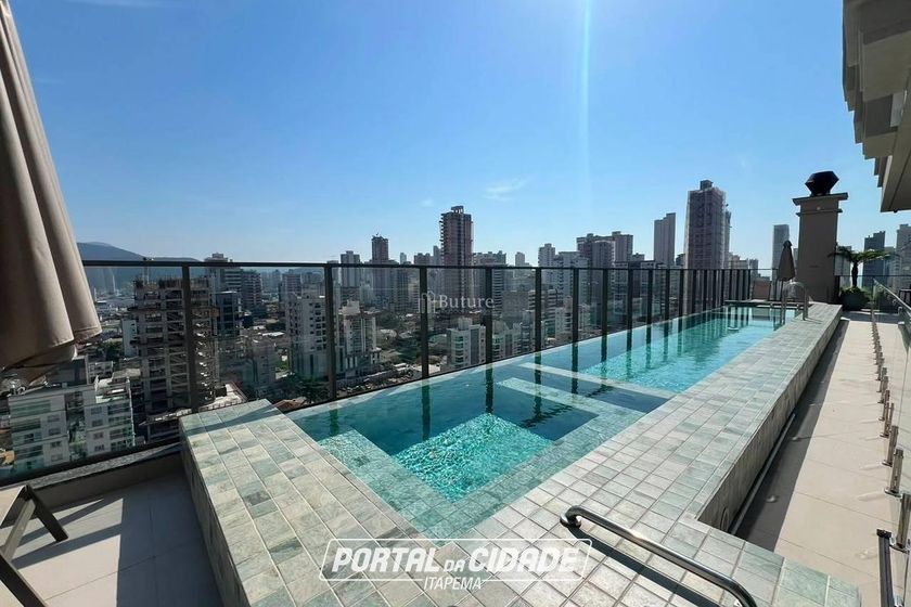 Apartamento &agrave; venda - Meia Praia