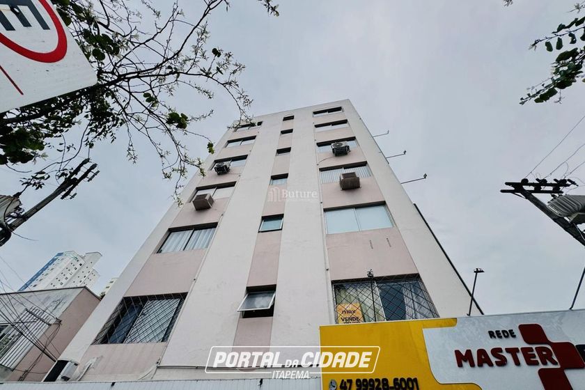 Apartamento &agrave; venda - 52m&sup2; - Centro