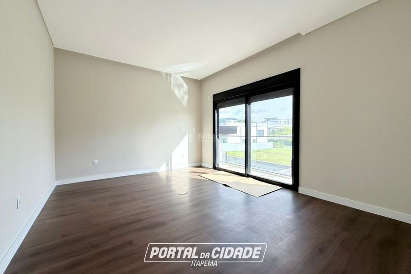 Casa &agrave; venda - 411m&sup2; - Centro