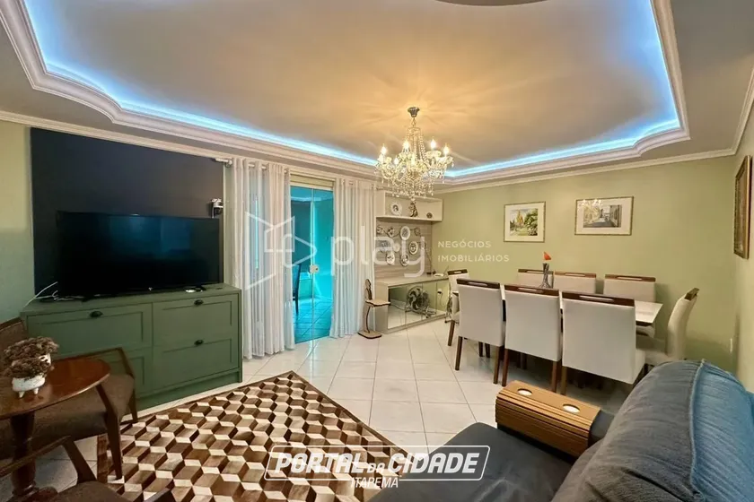 Apartamento &agrave; venda - 107m&sup2; - Meia Praia