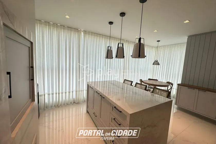 Apartamento &agrave; venda - 202m&sup2; - Meia Praia