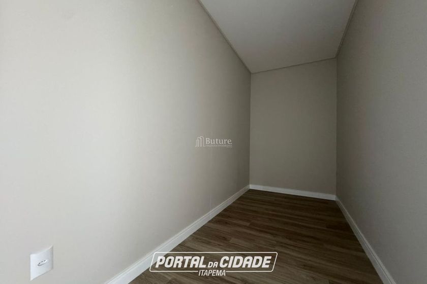Apartamento &agrave; venda - 305m&sup2; - Santa Regina