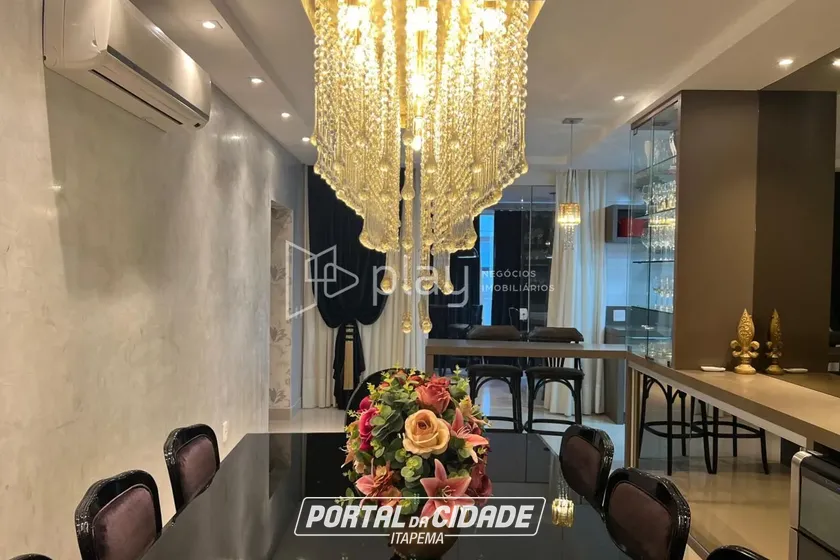 Apartamento &agrave; venda - 185m&sup2; - Meia Praia