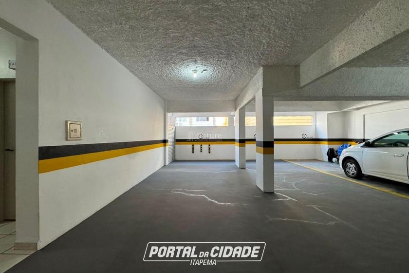 Apartamento &agrave; venda - 137m&sup2; - Centro