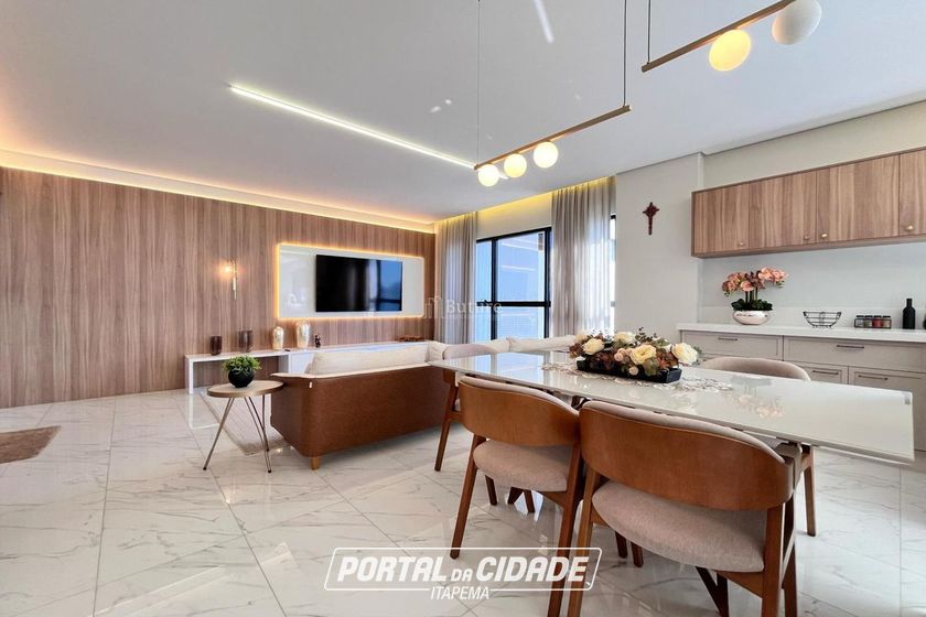 Apartamento &agrave; venda - 185m&sup2; - Meia Praia