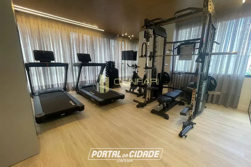 Apartamento &agrave; venda - 133m&sup2; - meia praia