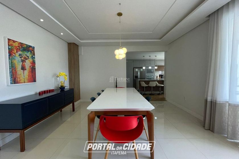 Apartamento &agrave; venda - 228m&sup2; - Meia Praia