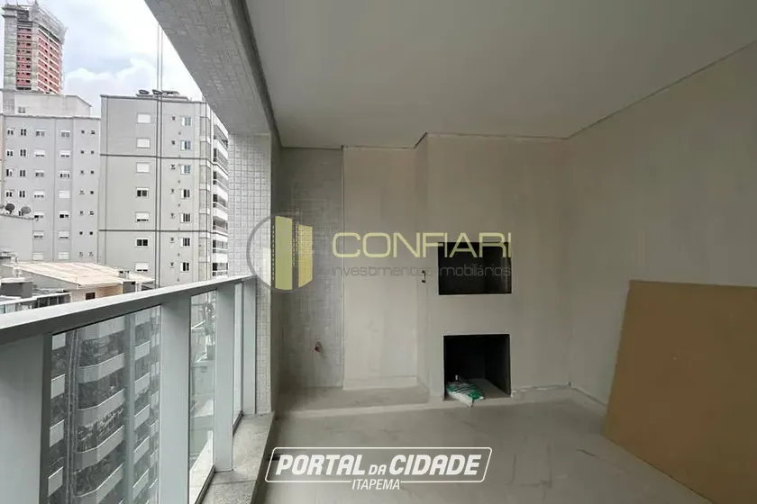 Apartamento &agrave; venda - 132m&sup2; - MEIA PRAIA