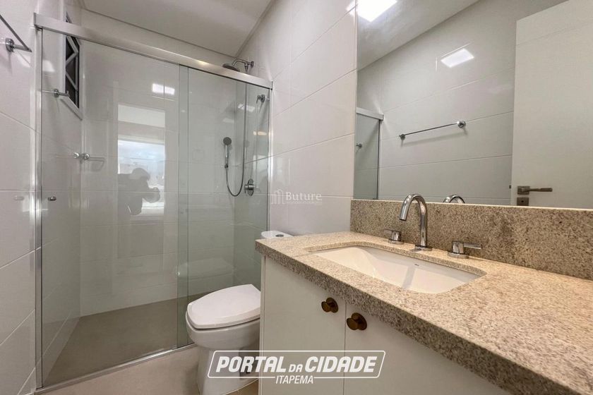 Apartamento &agrave; venda - 138m&sup2; - Centro