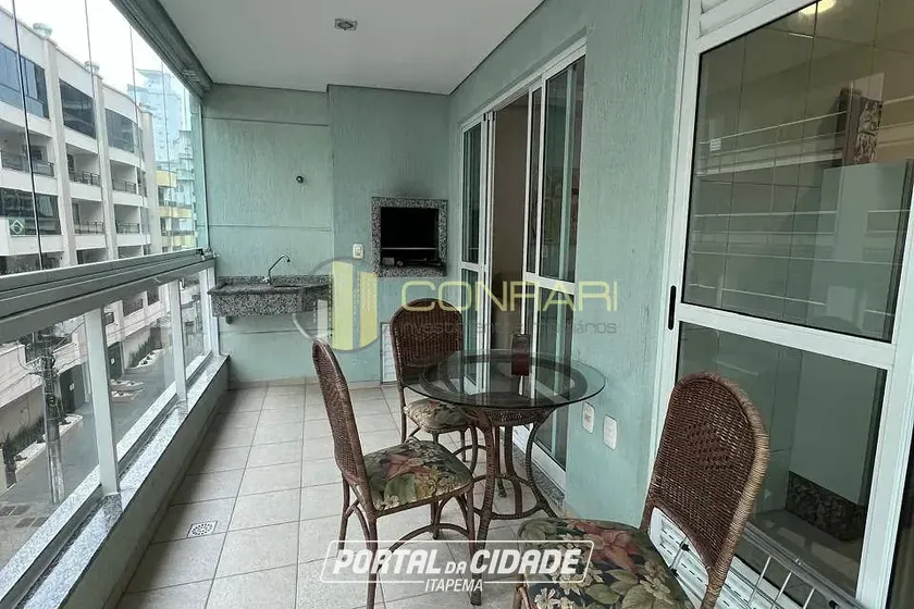 Apartamento para alugar - 106m&sup2; - MEIA PRAIA