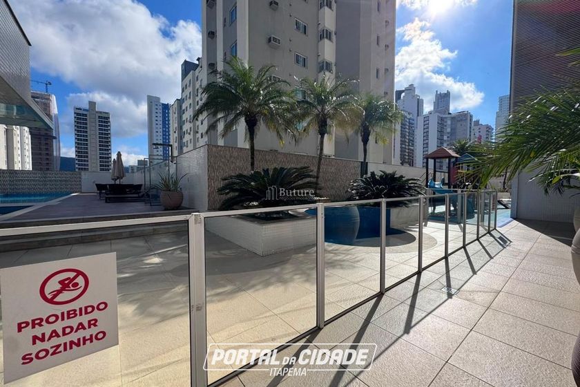 Apartamento &agrave; venda - 137m&sup2; - Centro