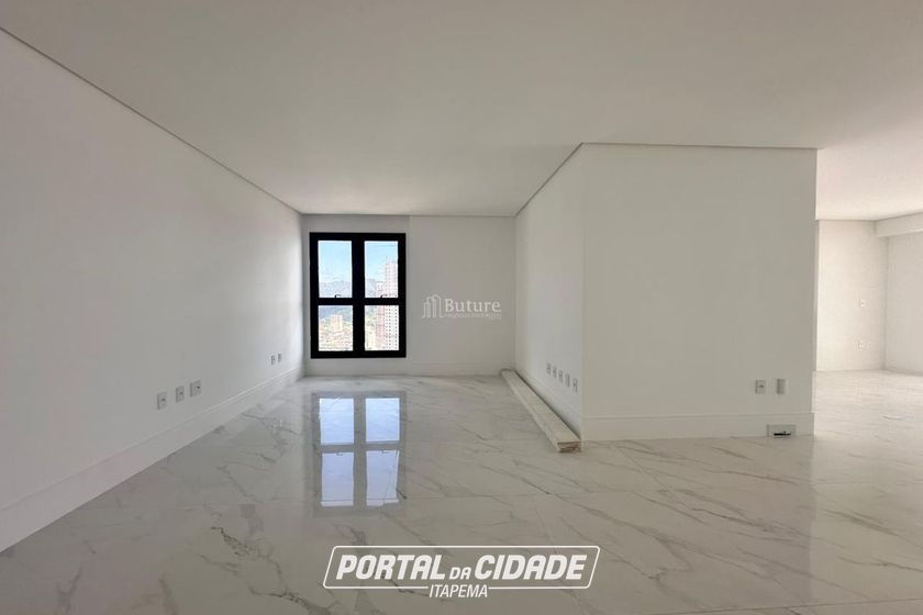 Apartamento &agrave; venda - 208m&sup2; - Centro
