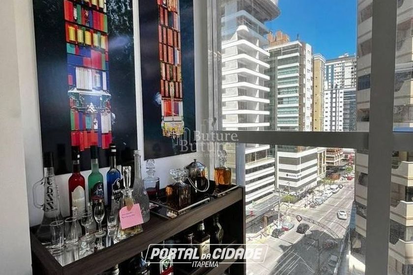 Apartamento &agrave; venda - Meia Praia