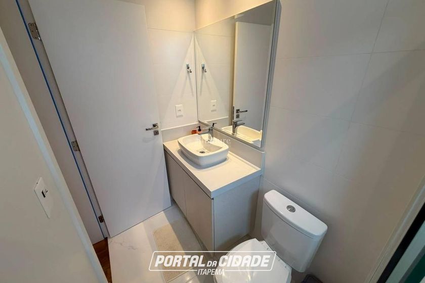 Apartamento &agrave; venda - Meia Praia