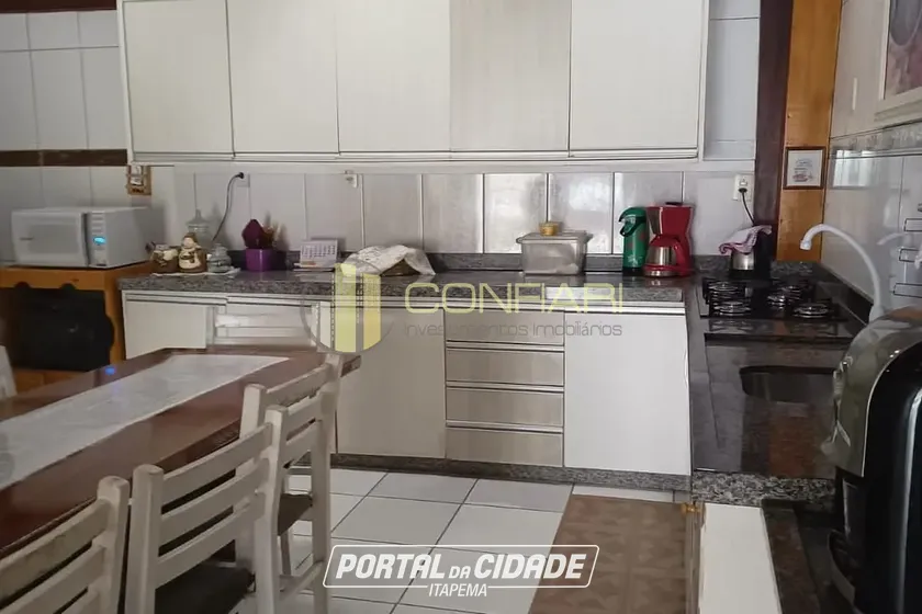 Casa &agrave; venda - 125m&sup2; - Pereque