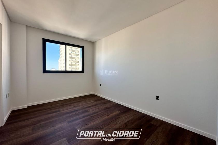 Apartamento &agrave; venda - 276m&sup2; - Meia Praia
