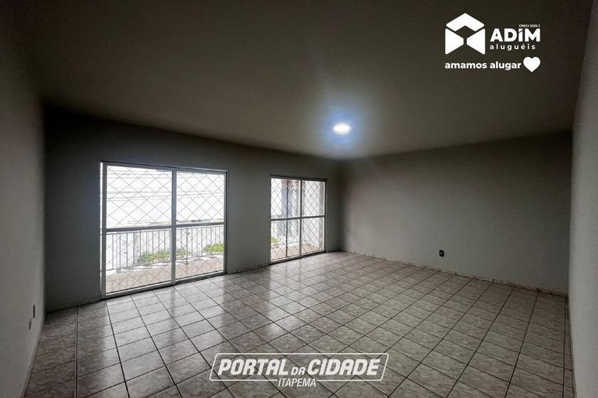 Casa para alugar - 211m&sup2; - Centro