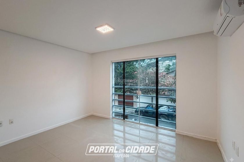 Casa &agrave; venda - 189m&sup2; - Praia dos Amores