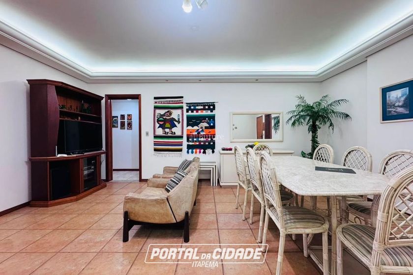 Apartamento &agrave; venda - 112m&sup2; - Centro