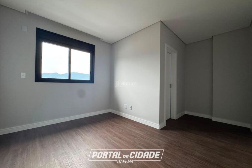 Apartamento &agrave; venda - 93m&sup2; - Centro