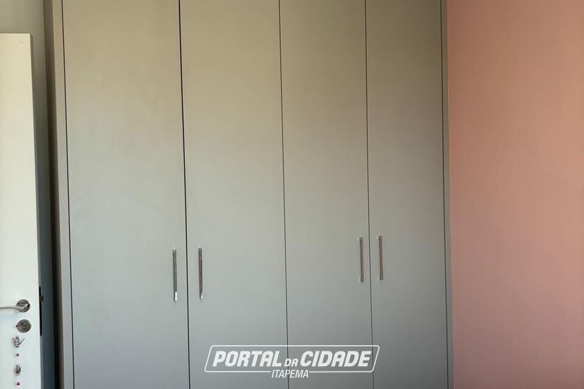 Apartamento &agrave; venda - 93m&sup2; - Meia Praia