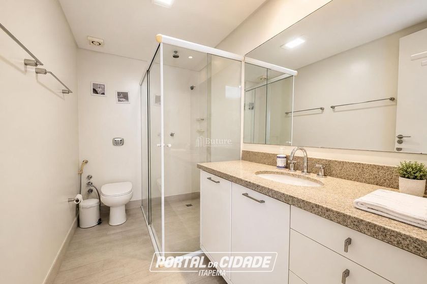 Apartamento &agrave; venda - 260m&sup2; - Centro