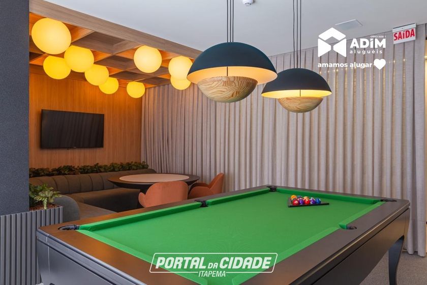 Apartamento para alugar - 125m&sup2; - Meia Praia