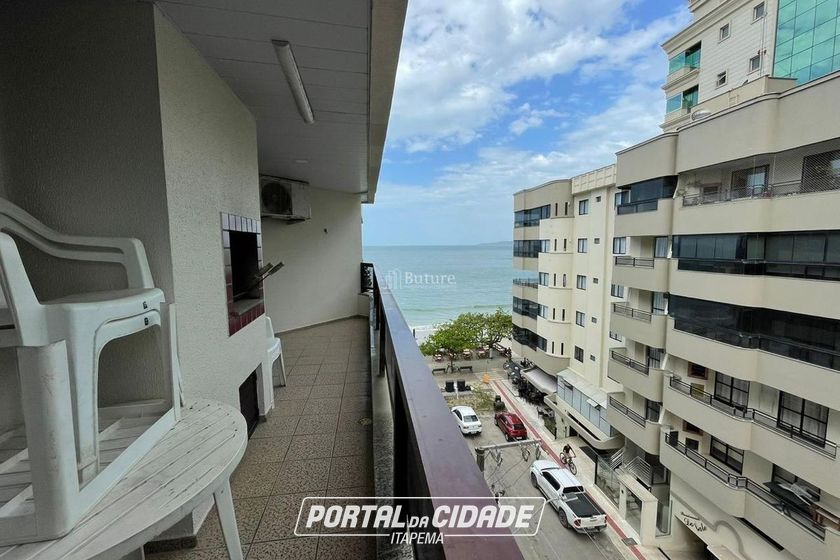 Apartamento &agrave; venda - 80m&sup2; - Meia Praia