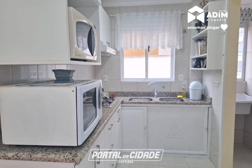 Apartamento para alugar - 64m&sup2; - Meia Praia