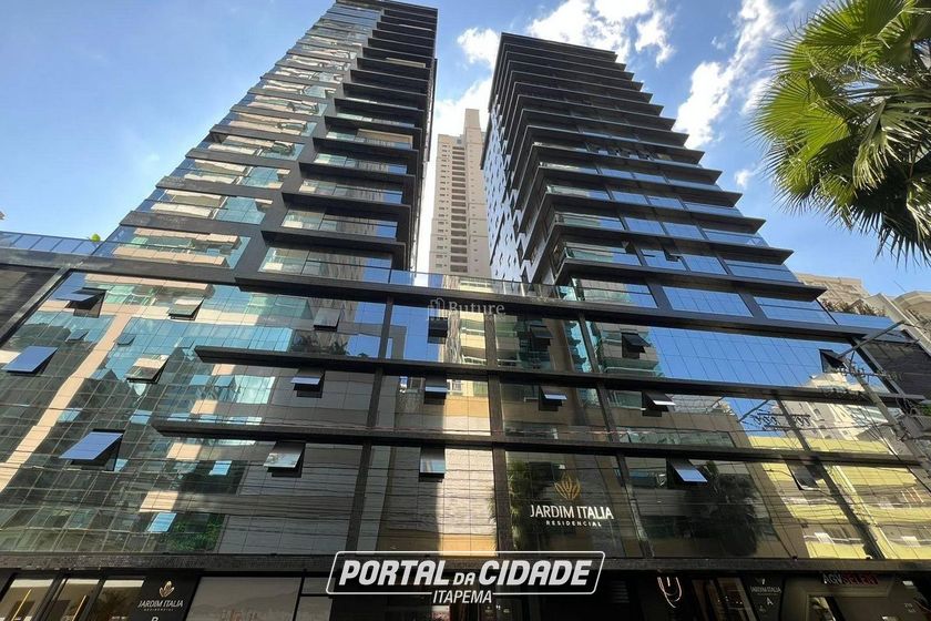 Apartamento &agrave; venda - Meia Praia