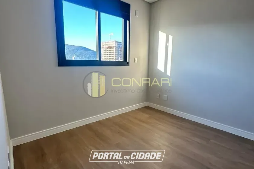 Apartamento &agrave; venda - 92m&sup2; - centro