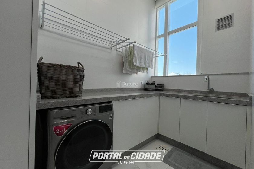 Apartamento &agrave; venda - 305m&sup2; - Meia Praia