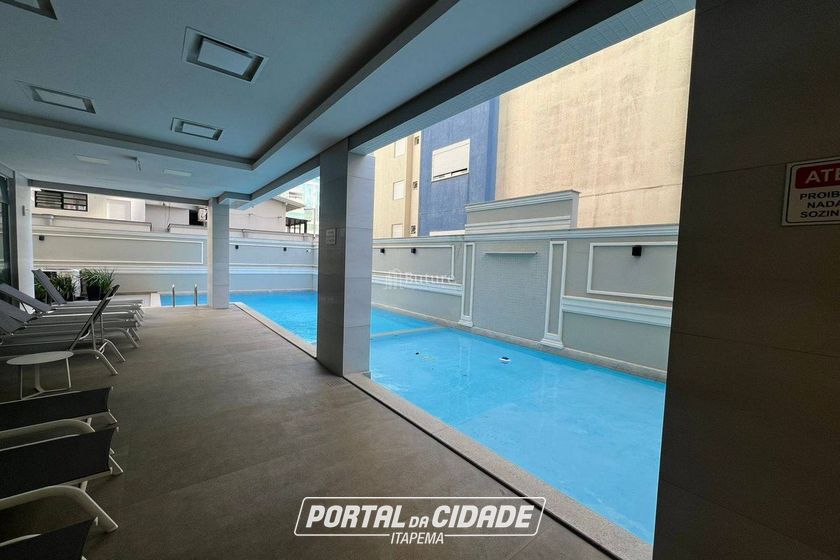 Apartamento &agrave; venda - Meia Praia