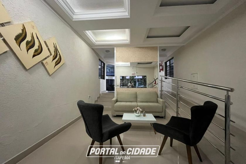 Apartamento &agrave; venda - 109m&sup2; - Meia Praia