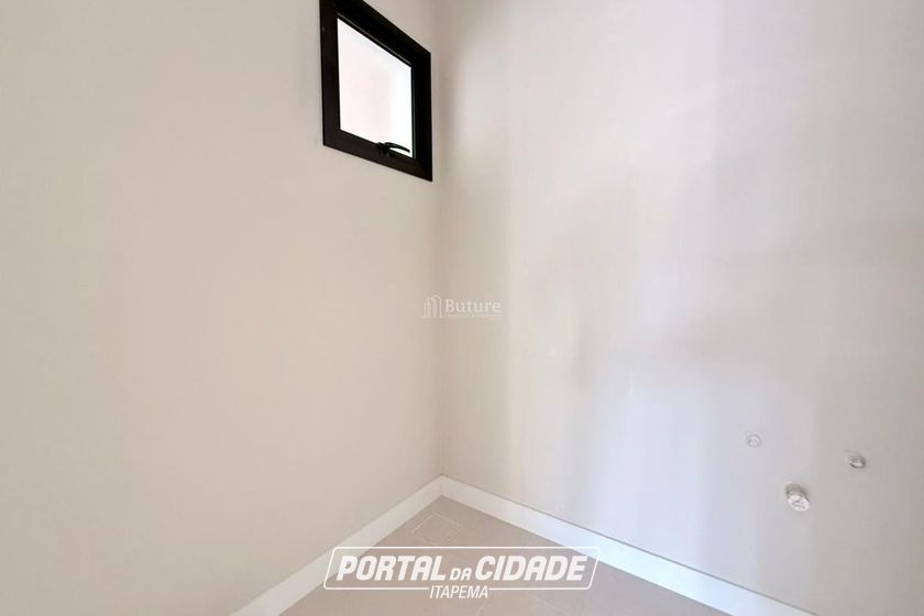 Casa &agrave; venda - 411m&sup2; - Centro