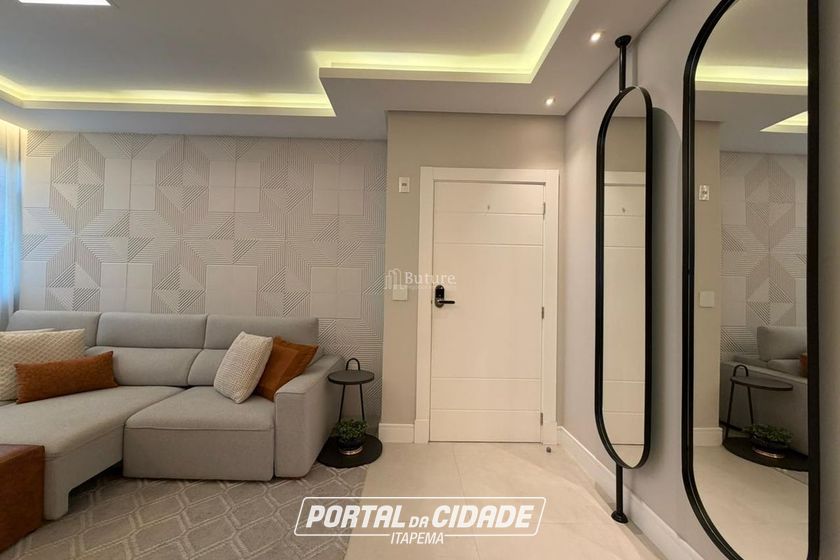 Apartamento &agrave; venda - 162m&sup2; - Meia Praia