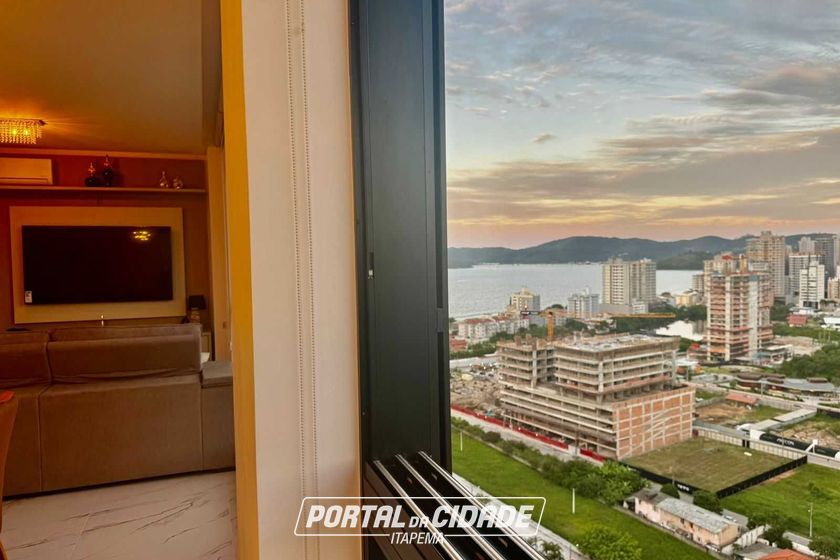 Apartamento &agrave; venda - 92m&sup2; - Balne&aacute;rio Pereque
