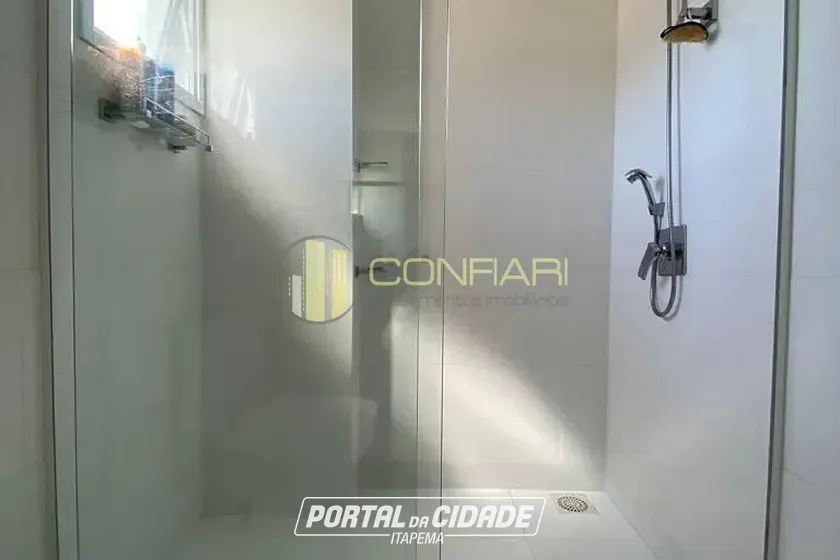 Apartamento &agrave; venda - 222m&sup2; - Centro