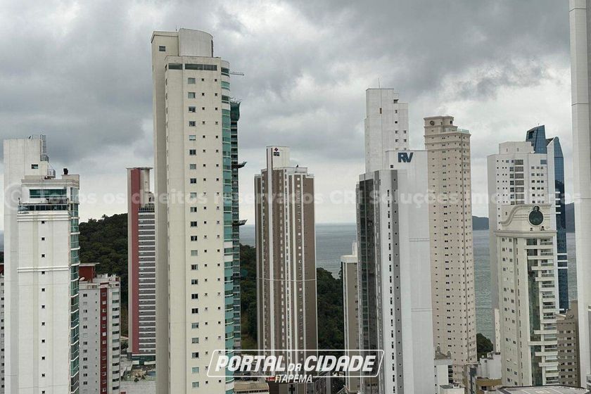 Apartamento para alugar - 130m&sup2; - Pioneiros