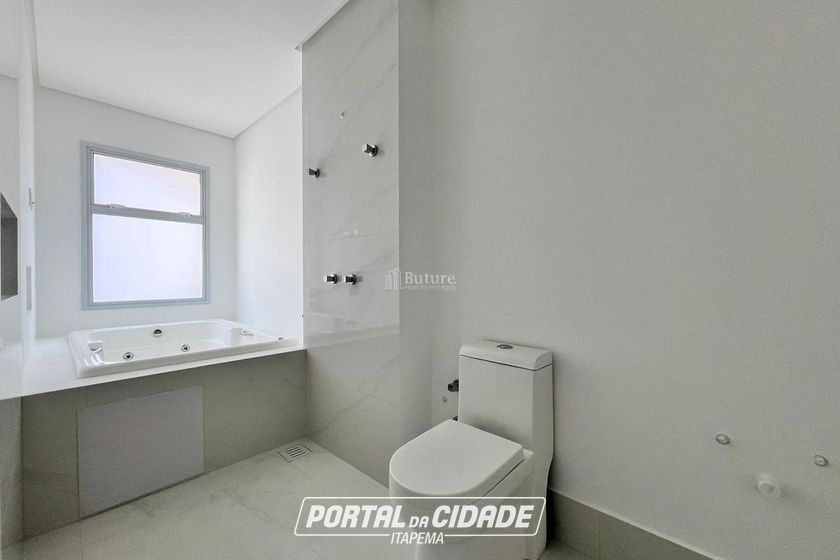 Apartamento &agrave; venda - 160m&sup2; - Centro